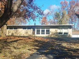 1534 Winding Trl, Springfield, OH 45503