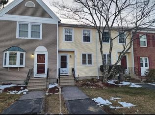 542 Fox Hollow Way, Manchester, NH 03104