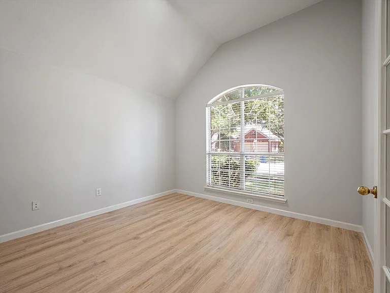 3517 Arbor Creek Ln — Photo 18