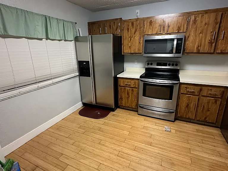 8040 Hampton Blvd #508 — Photo 17