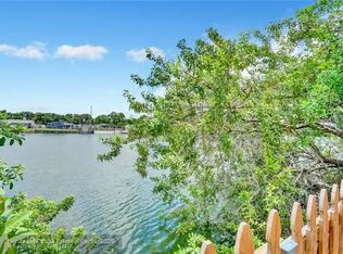 5830 N Farragut Dr, Hollywood, FL 33021