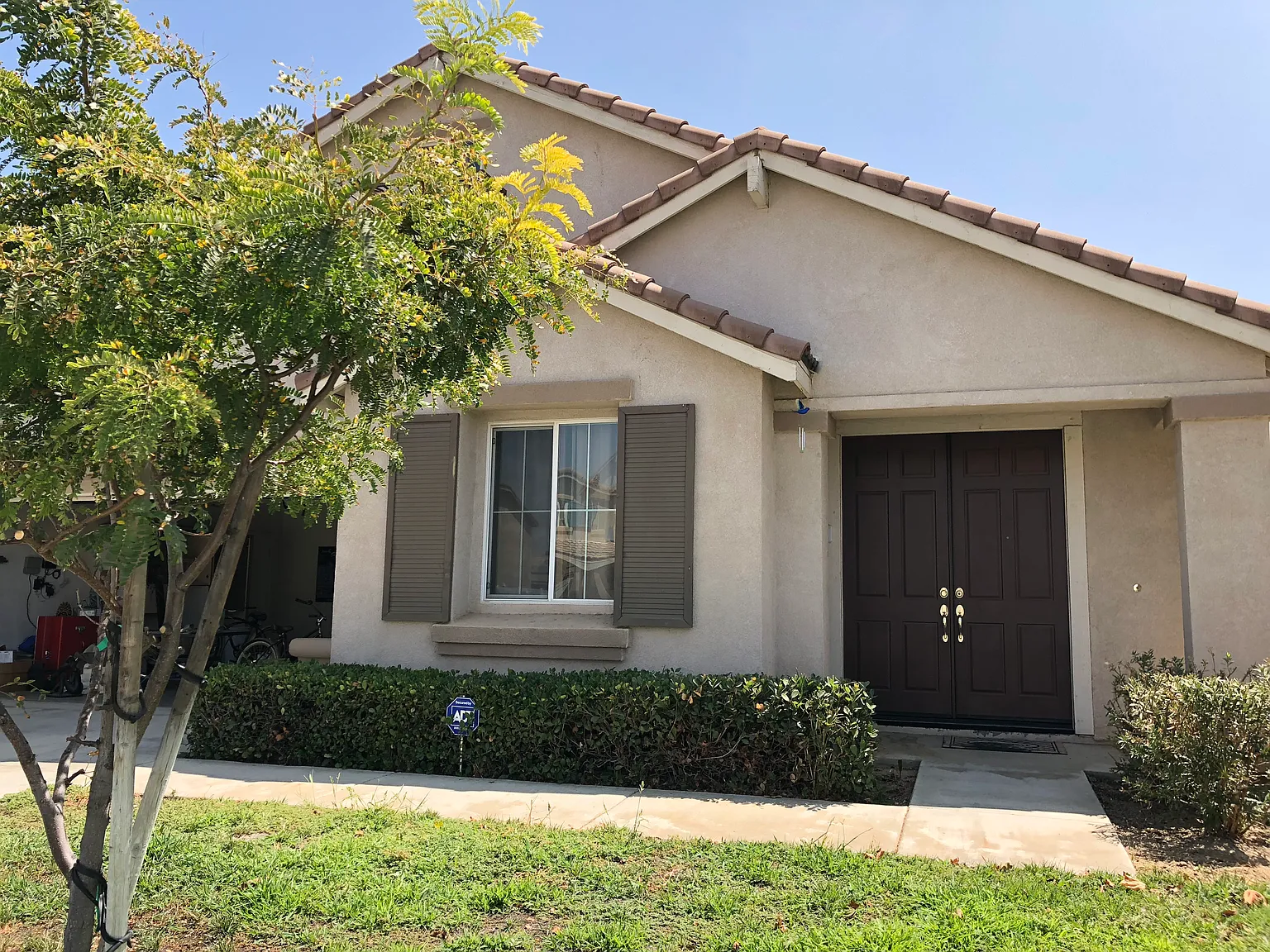 3 bed, 2107 sqft, $3,000 — Photo 1