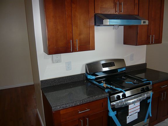 5th image of 70 Tonnele Ave APT D4