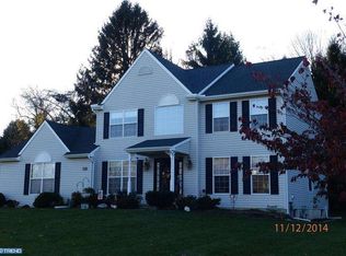 3201 Charles Griffin Dr, Garnet Valley, PA 19060