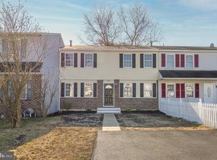 17 Heron Ct, Newark, DE 19702