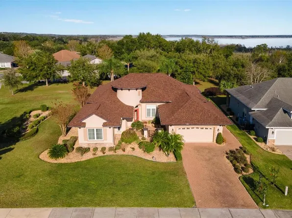 38728 Oak Place Ct, Lady Lake, FL 32159