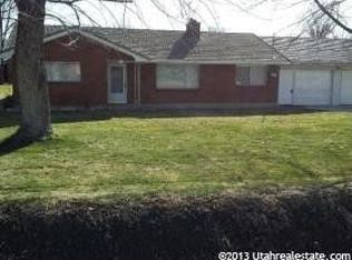 5610 S 6000 W, Hooper, UT 84315