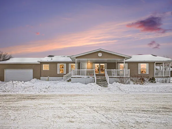 11600 E Bear Meadows Dr SE #2, Alto, MI 49302