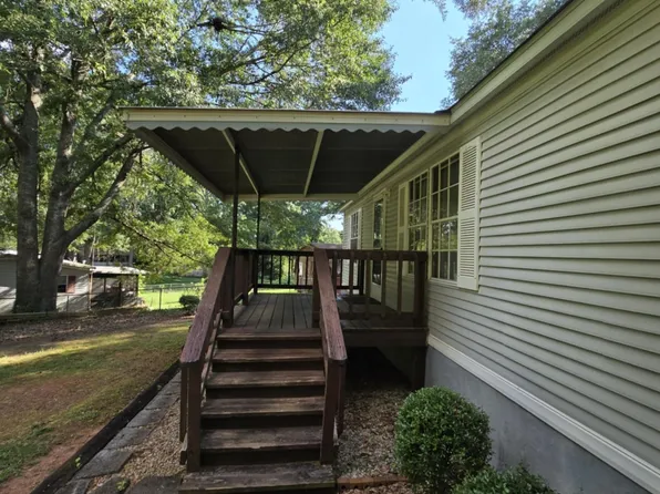 85 North Ave, Jonesboro, GA 30228