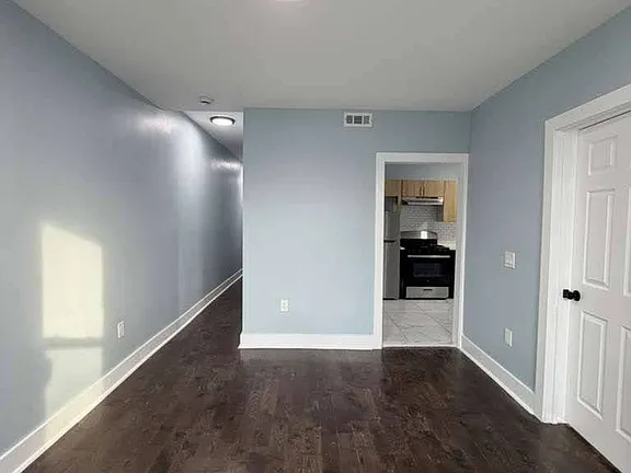 3 Bedrooms at 190 N Park St #8, East Orange NJ — photo 5