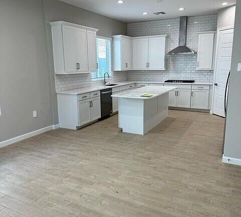 4th image of 5110 E CAMPO BELLO Drive