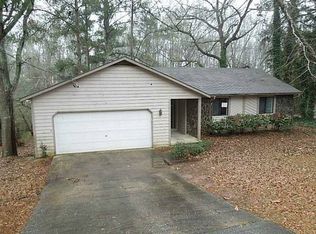1426 Winchester Trl, Riverdale, GA 30296