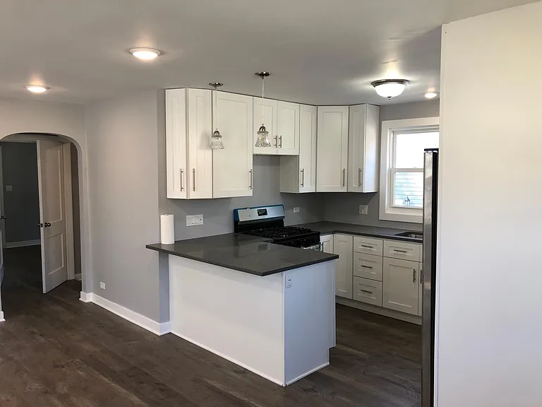 2629 W 89th Pl — Photo 1