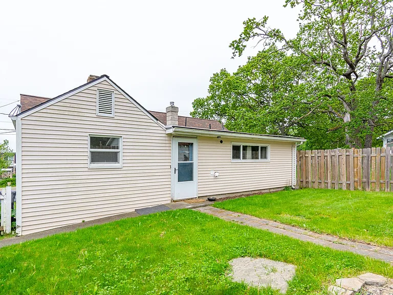 1190 SE 9th Ave — Photo 12