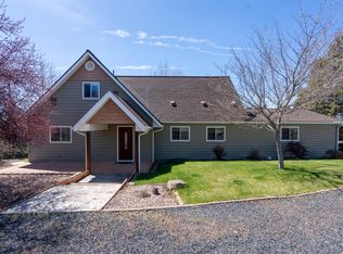 3295 SW 46th St, Redmond, OR 97756
