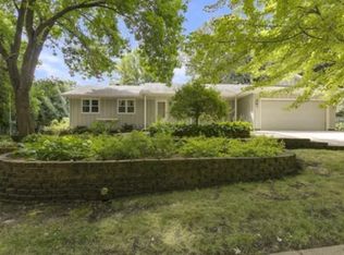 6438 134th St W, Apple Valley, MN 55124