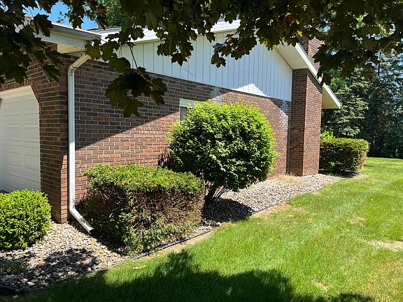 3rd image of 4351 Hart Dr