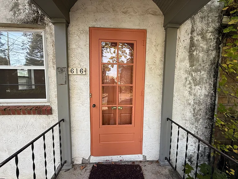 616 W Foster Ave — Photo 20