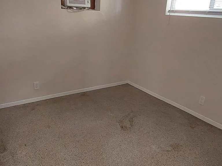 2109 Miami Rd #2 — Photo 7