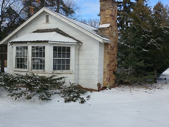 4th image of 21769 W Lake Ave