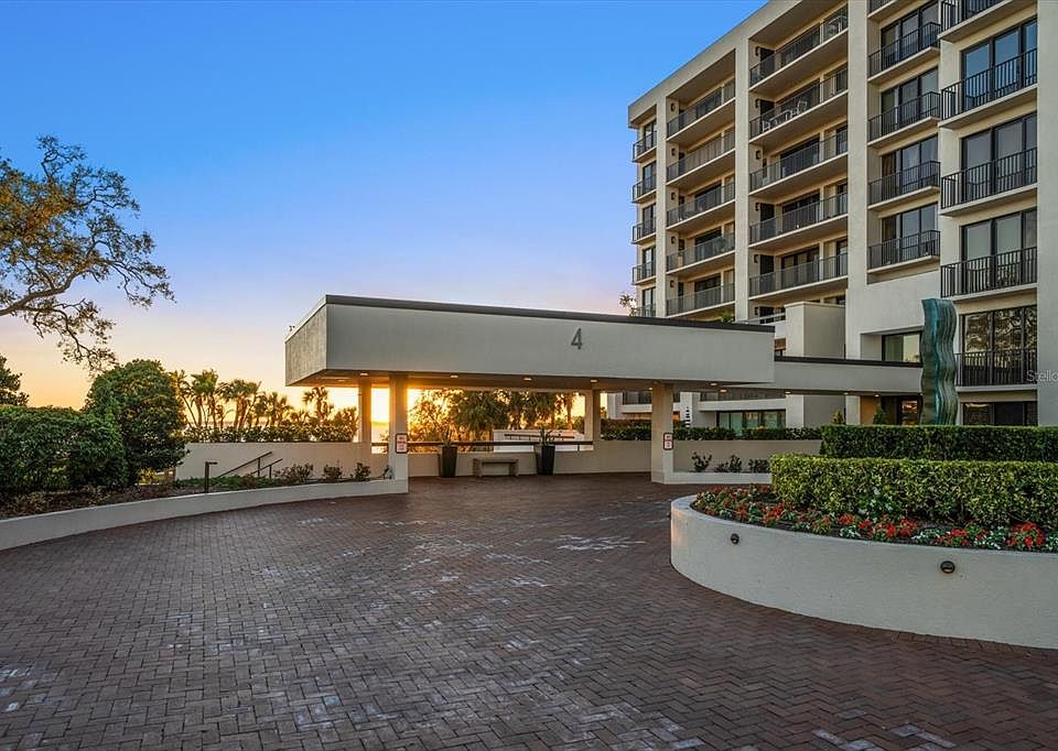 1st image of 4 BELLEVIEW BOULEVARD #606