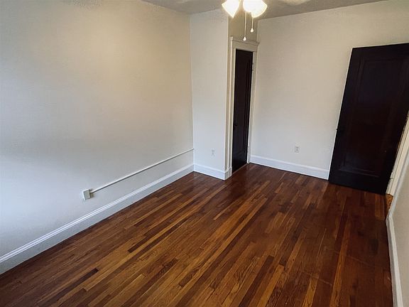 5th image of 11 Ellery St APT 6