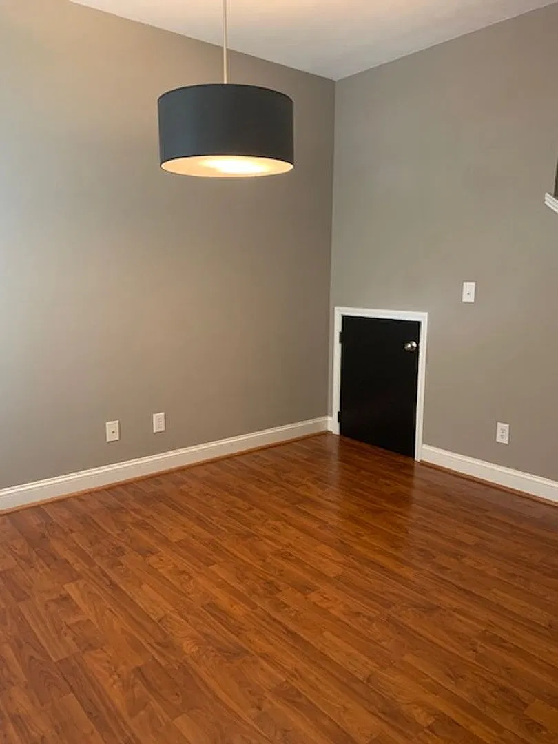 Like New Townhome in Old SW! Close to Carilion, Greenway & DT Roanoke! — Photo 3