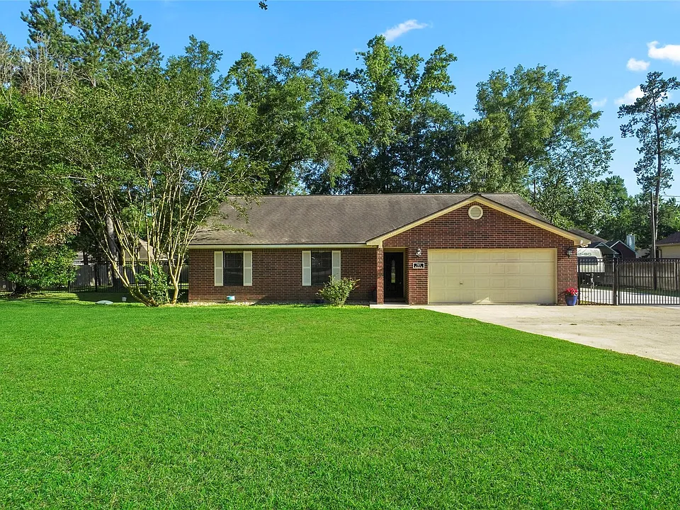 7415 Revelwood Dr
