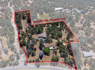 43710 Hilltop Ln, Ahwahnee, CA 93601