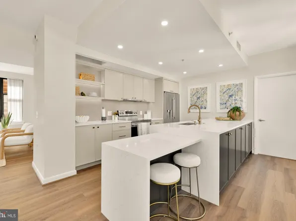 400 Massachusetts Ave NW APT 1207, Washington, DC 20001