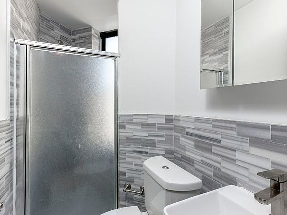 5th image of 309 W 114th St APT 2C
