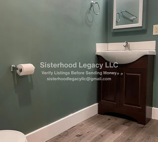 838 S Oak St — Photo 19