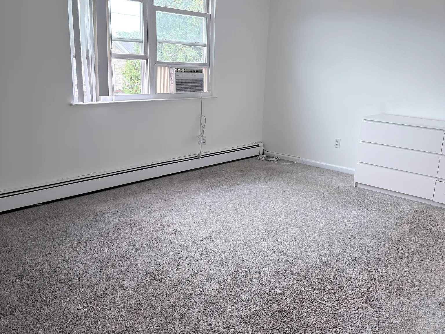 1 bed, 1560 sqft, $1,100 — Photo 1