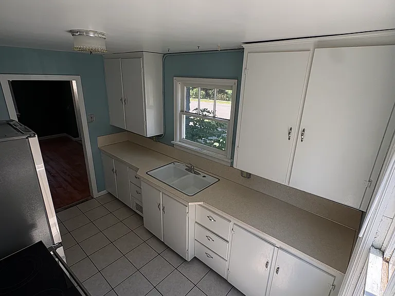 513 S 9th Ave — Photo 8