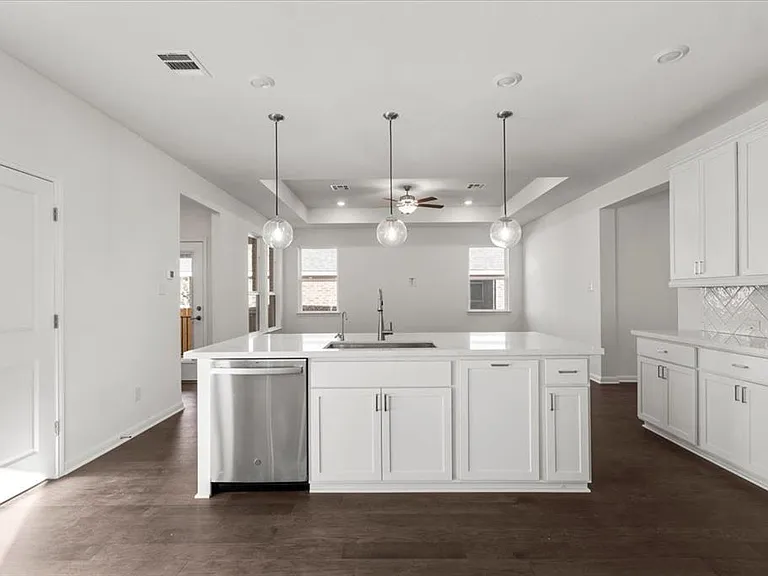 133 Green Knoll Ln — Photo 12