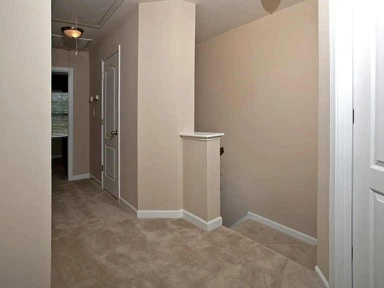 3533 Aldie Ct — Photo 10