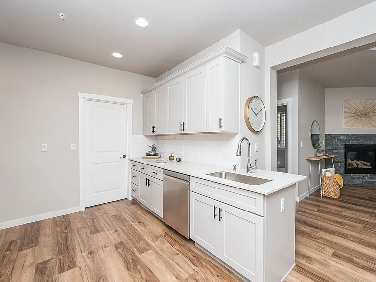 4002 10th St SE — Photo 18