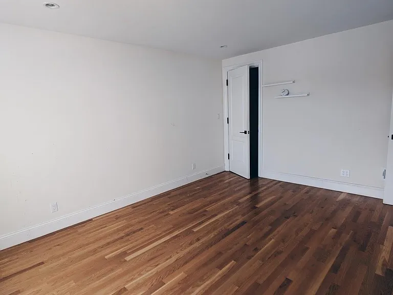 641 Natoma St — Photo 15