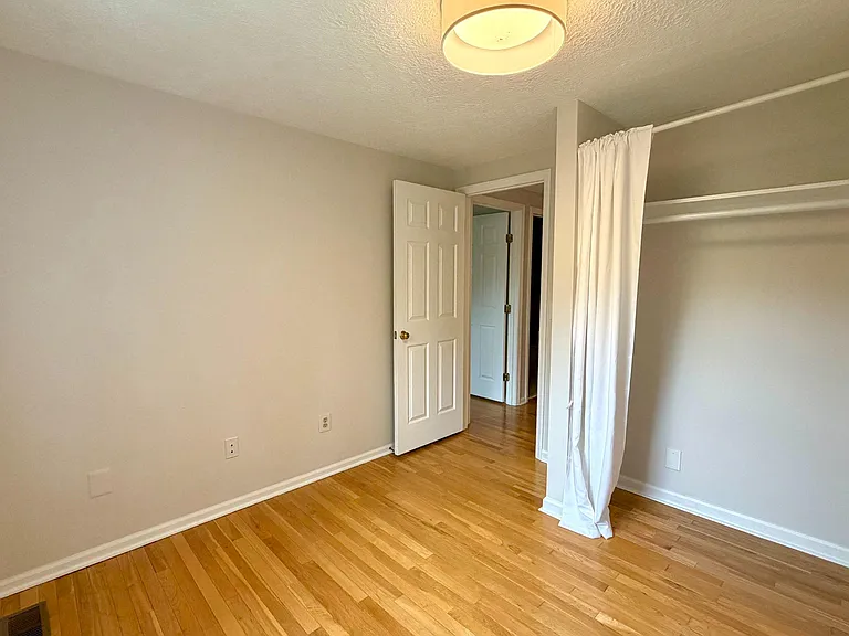 6812 Ericka Ave — Photo 25