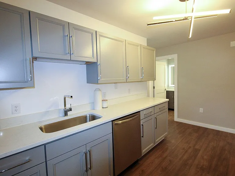 522 Stewart Ave — Photo 107