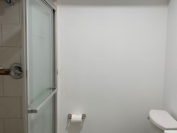 5th image of 77 Copley St
