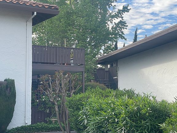 2nd image of 339 Las Casitas Ct