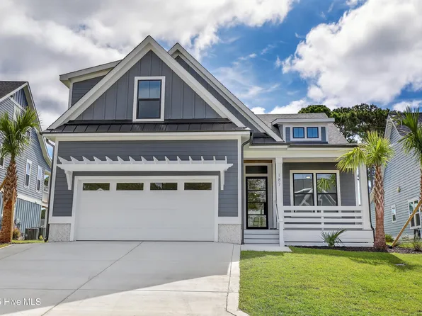 187 Spicer Lake Drive, Holly Ridge, NC 28445