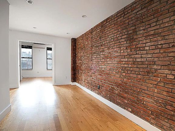 3rd image of 125 E 119th St APT 2B
