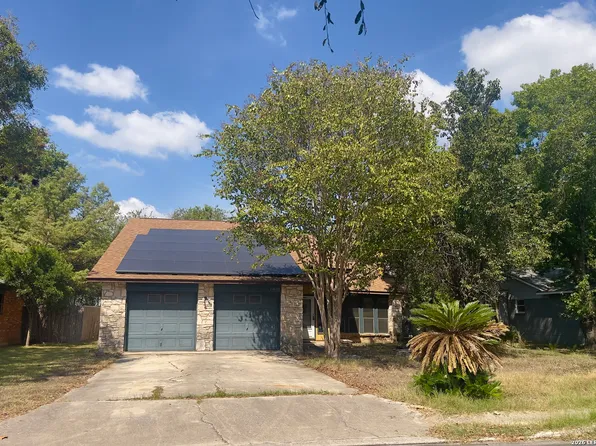 13935 Little Leaf Dr., San Antonio, TX 78247
