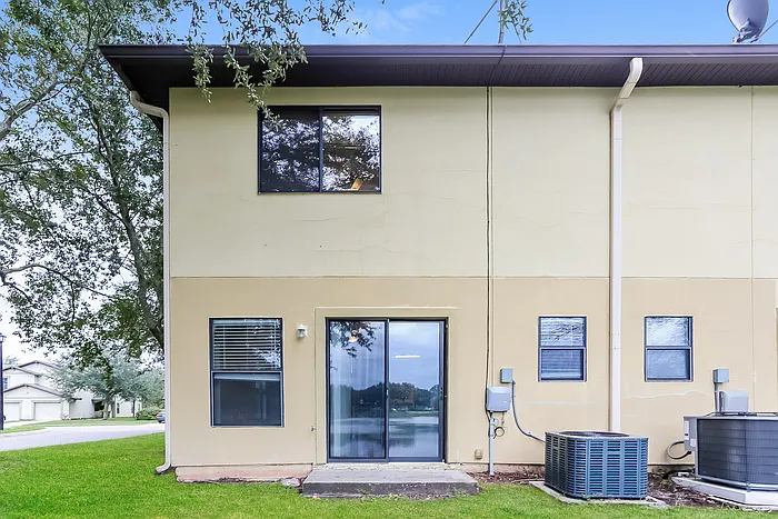 4652 Playschool Dr — Photo 15