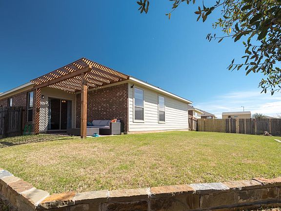 4th image of 2125 Nobleman Dr