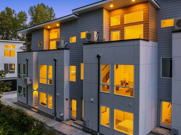 Hiatt Park Townhomes