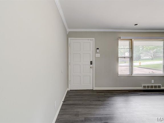 3rd image of 2239 Entity Ave