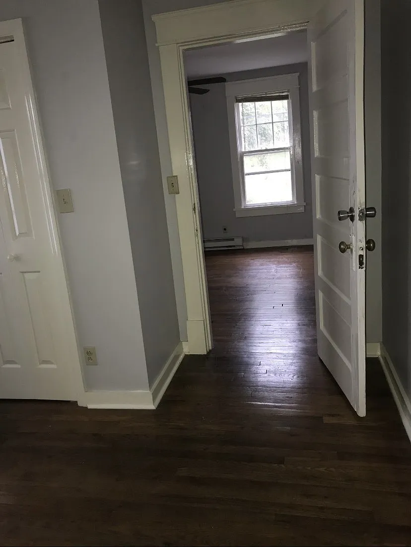 1 bed, 1.0 bath, 650 sqft, $1,300 — Photo 4